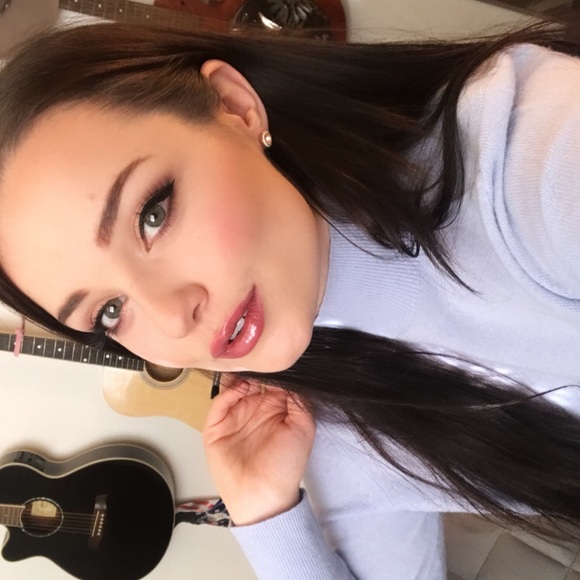 Meet the Posher Other - Meet your Posher, Kelsey